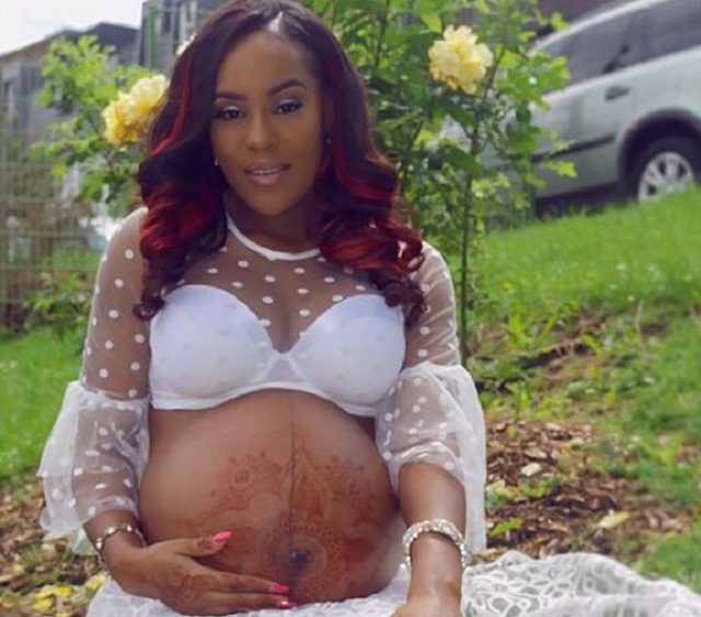 After The Birth of Her Twins, Emma Nyra Releases Maternity Photos [Photos]