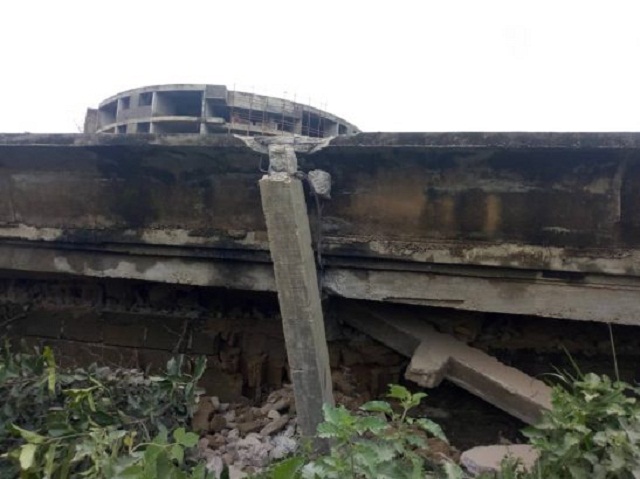 Children Trapped, One Killed In Abuja Building Collapses [Photos]