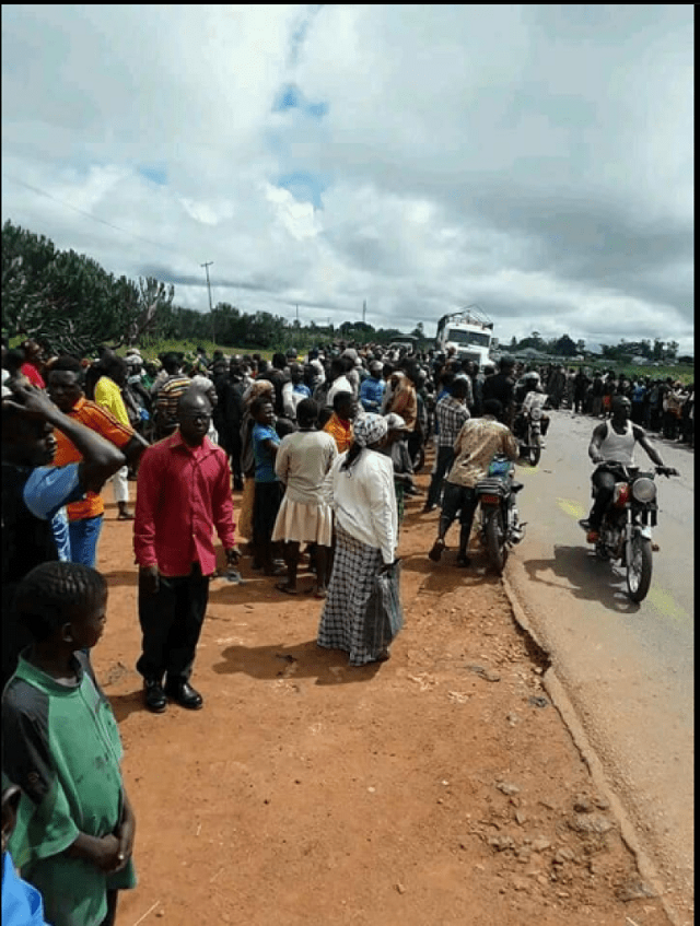Tears Flows like A River as Dangote Truck Kills 10 Persons after Colliding with Bus on Abuja Road [Photos]