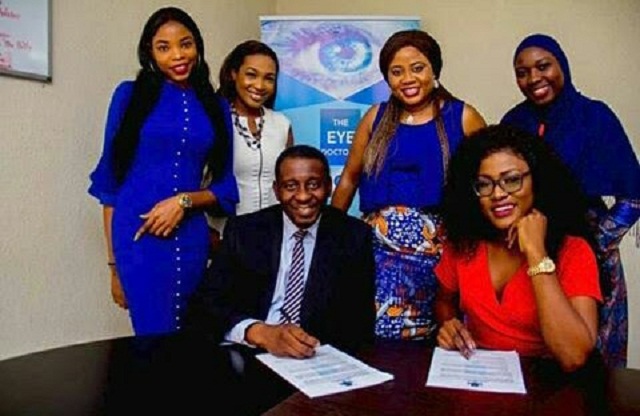 #BBNaija Alex, Signs Endorsement Deal With ‘Eye Doctor Limited’