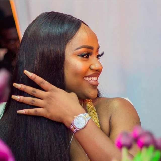 You Won’t Believe What Was Found When Chioma, Davido’s Girlfriend, Was Traced to Her Department in Babcock Varsity
