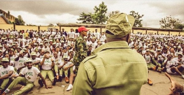 More Photos of Davido As He Addresses Corps Members Seated On the Floor [Photos]