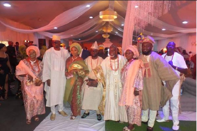 More Photos From Governor Ayo Fayose’s Daughter Wedding To Odunlade Royal Family