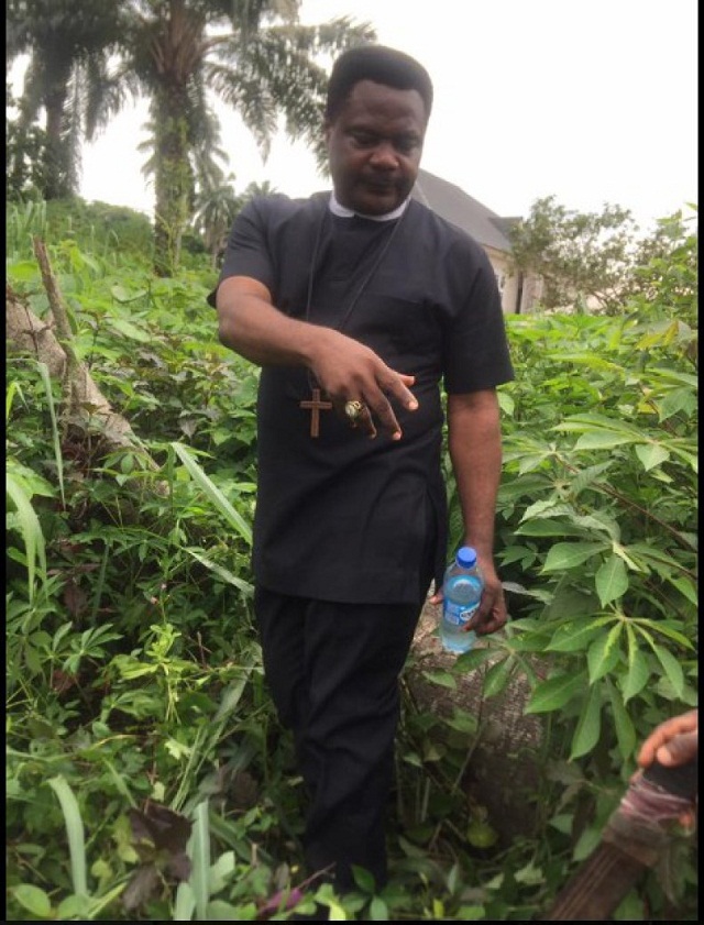 Pastor Narrates How He Fought Physical Battle With An ORACLE, What Happened Next Will Shock You All Day! [Photos]