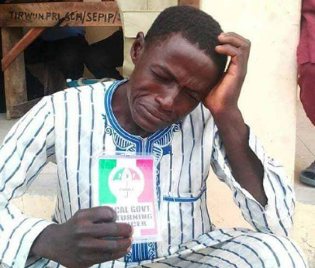 PDP Party Agent Pictured, Crying Like A Baby After His Party Lost At The Bye-Election In Bauchi [Photos]