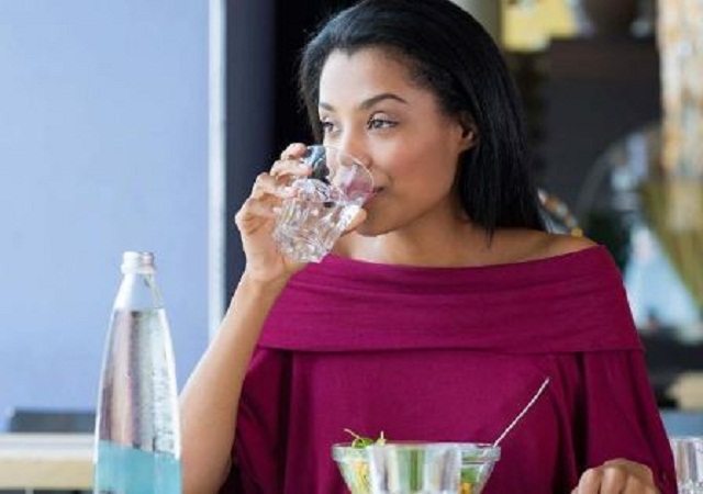 10 Ways To Get A Smooth A Skin Without Applying Chemicals In Few Days – These Tips Work Like Magic On Your Face