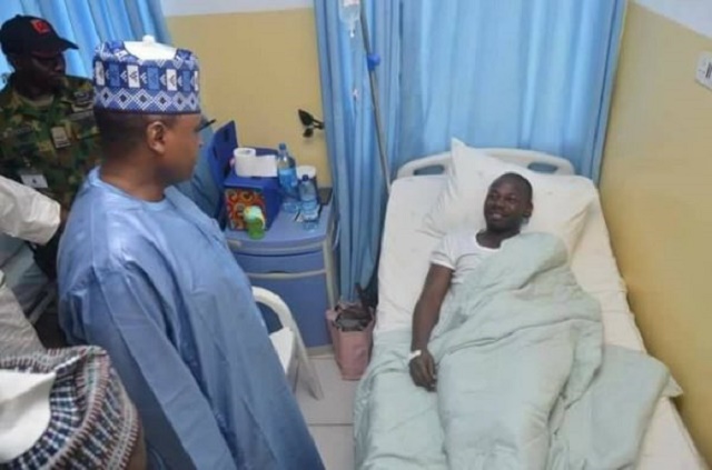 Father of Pilot Killed In Crash Couldn’t Hold Back His Tears as Chief of Air Staff Visits [Photos]