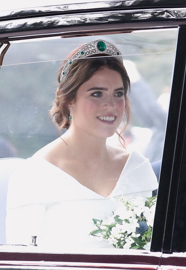 Royal Wedding: More Photos of Princess Eugenie As She Walks Down the Aisle in a Low-Backed Gown and a Tiara Borrowed From the Queen [Photos]