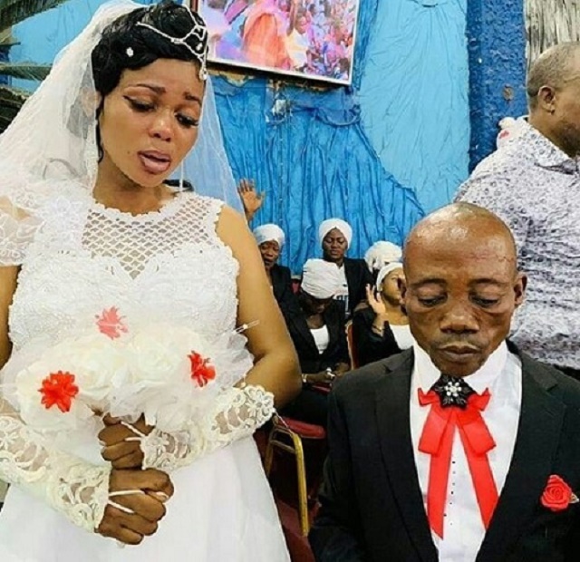 African Bride Wears MOURNFUL LOOKS on Her Wedding Day [Photos]
