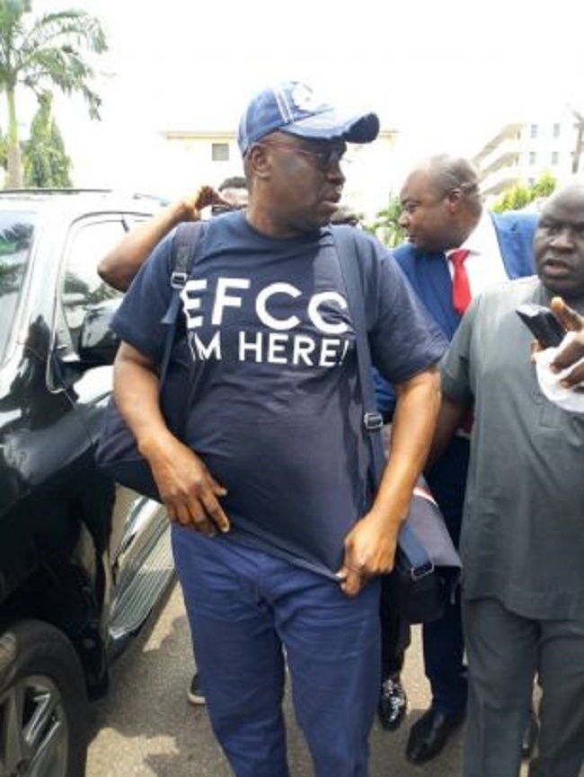 OMG! Former Governor of Ekiti State, Ayo FAYOSE Rocks ‘EFCC I’M HERE!’ Shirt to EFCC’s Office