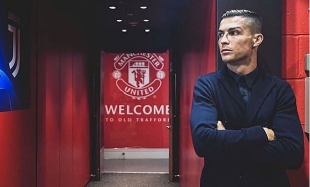 Cristiano Ronaldo Shows off £1.85million Watch as He Returns to Manchester United [Photos]