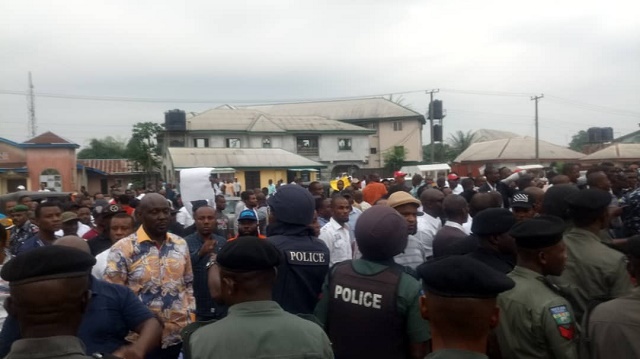 Serious Tension in Akwa Ibom State House of Assembly As Thugs Invade the Assembly Complex [Photos]