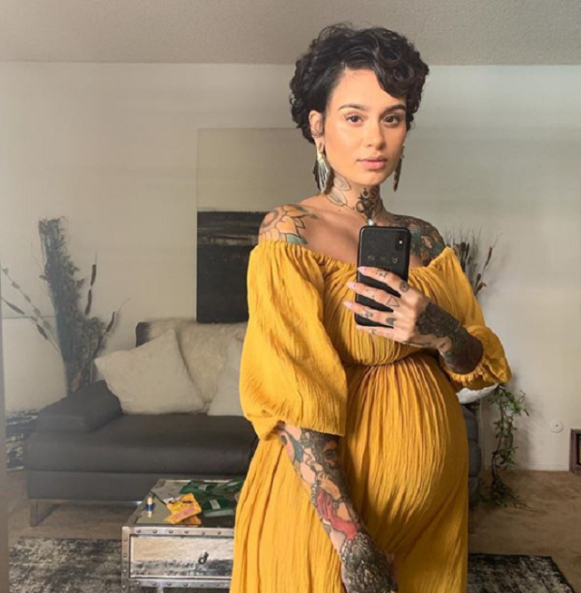 American Singer, Kehlani, Shows Off Her 6-Month Baby Bump