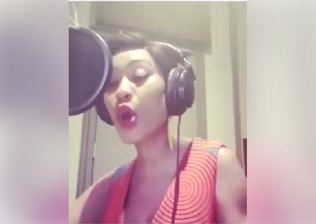 Meet Kgomotso Christopher, the Beautiful Lady Behind the Customer Care Voice on Mtn [Photos]