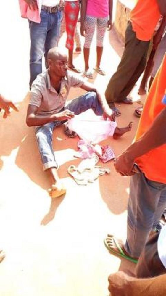 Professional Female 'Pant' Thief Caught Red Handed [Photos]