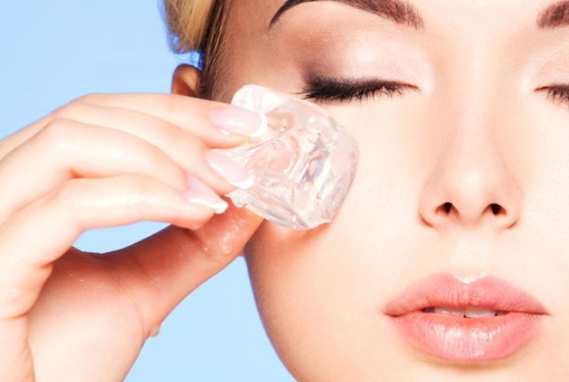 10 Natural Ways to Remove Acne Scars