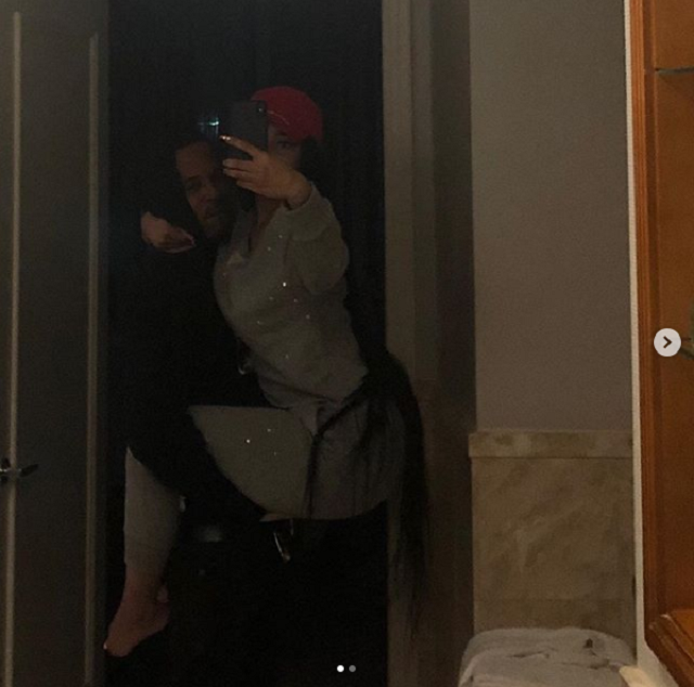Unconcern Nicki Minaj Shares Sultry Photos with Her New Man Who Is a Convicted r-a-p-i-s-t and a m-u-r-d-e-r-e-r