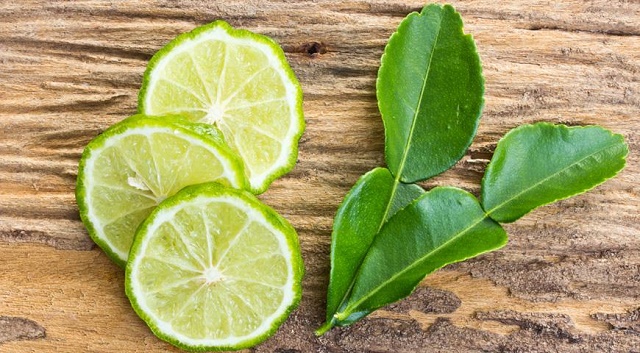 8 Wonderful Health Benefits of Lime Water and Weight Loss