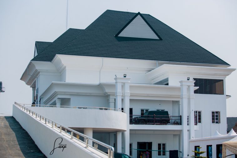 More Photos from Launch of Emmanuel Emenike’s Mansion in Owerri