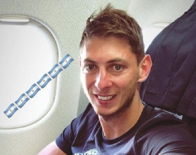 Emiliano Sala's Family Have Launched a Private Search for the Footballer and the Pilot after Fans And Footballers Raise £277,000