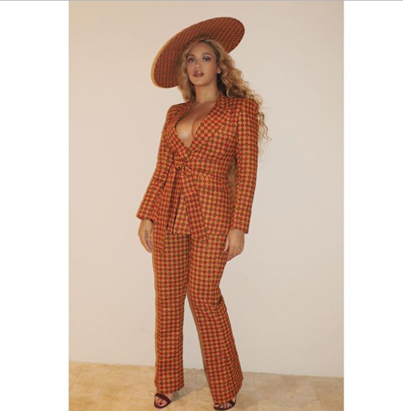 More Photos of Beyonce Rocking Stylish Ankara Suit As She Attends Exhibition Opening With Jay-Z [Photos]
