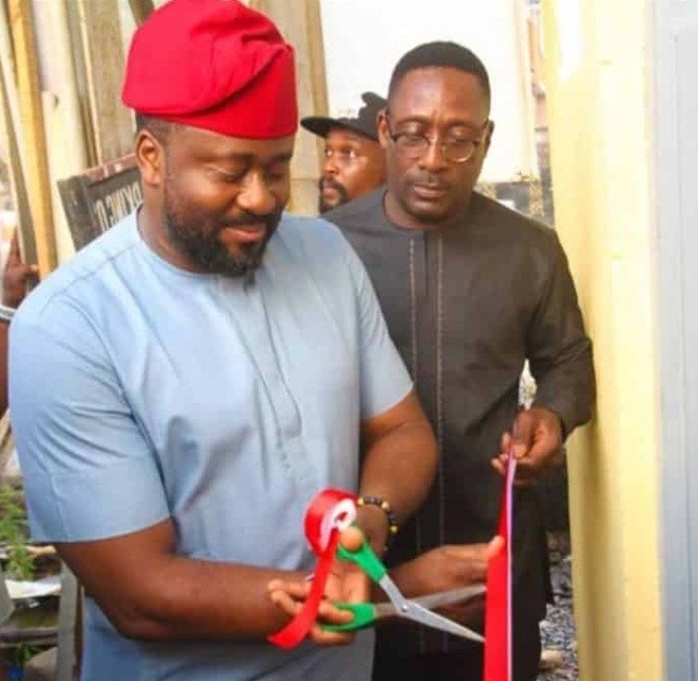 Nigerians Trolls Desmond Elliot Online For Commissioning a Public Toilet [Photos]