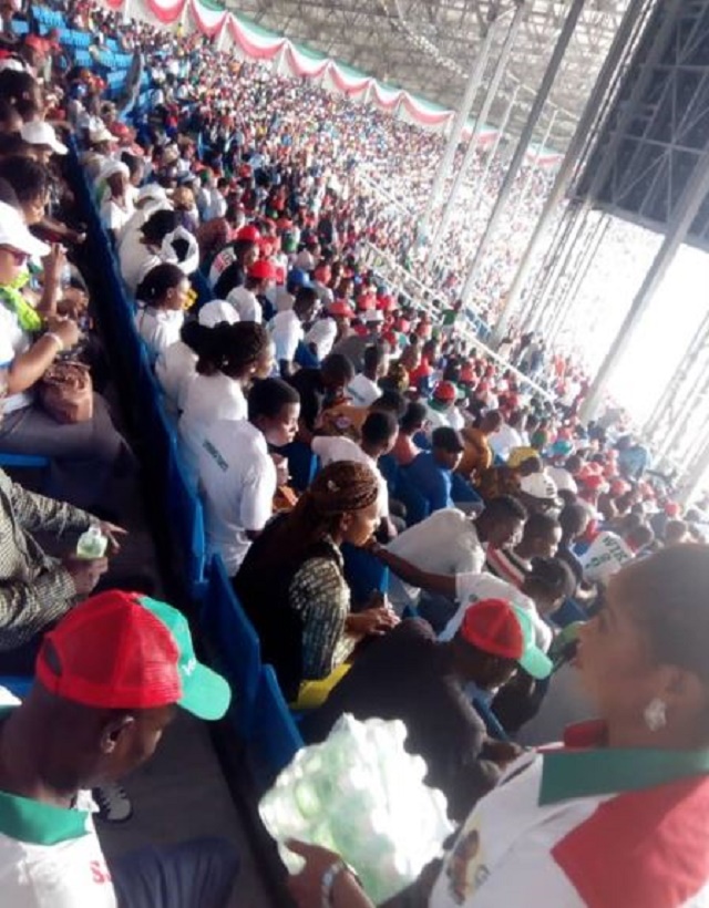 2019 Election: More Photos of Massive Crowd Waiting For Atiku's Rally In Rivers 