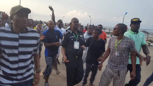 More Photos of Police Commissioner, Caught Snatching Election Material in Bayelsa 
