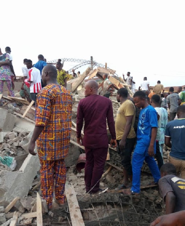 More Photos of the Three-Storey Building That Collapsed In Ibadan