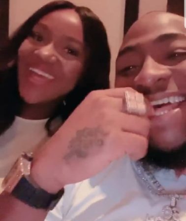 Fan Reacts As Davido Unfollows Chioma On Instagram