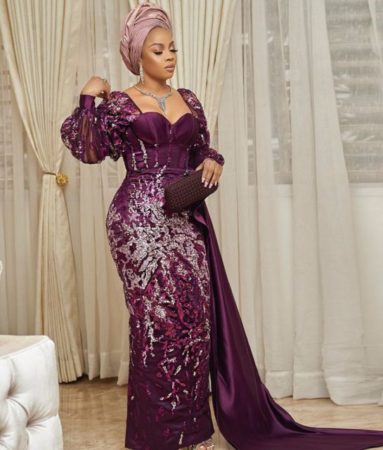 Toke Makinwa Slams Broke Men Who Wish To Date Her For Her Money