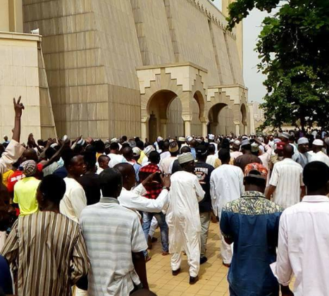 How Man Slumps And Dies After Observing Eid Prayers In Kano