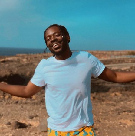 ‘My Heart Bleeds’ –, Adekunle Gold Cries Out Sorrowfully