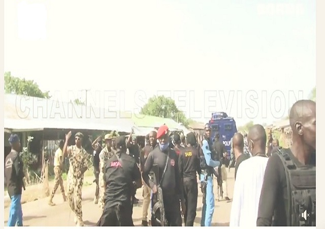 Watch Security Operatives On Duty, As They Shield Governor Zulum From Gunshots(VIDEO + PHOTOS)