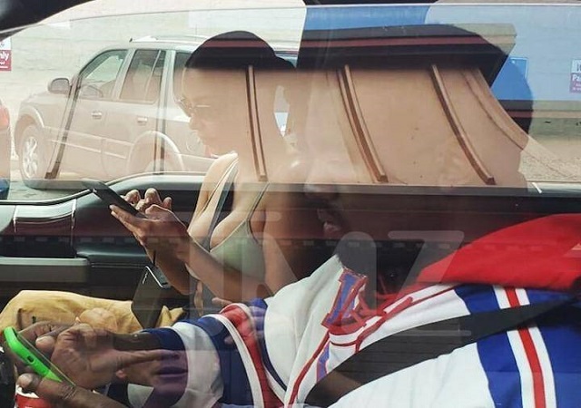  Emotional Kim Kardashian Breaks Down In Tears As She Reunites With Kanye West (Photos)