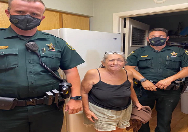 Real Act Of Charity As Police Deliver New Fridge To A Woman After She Called 911 To Complain