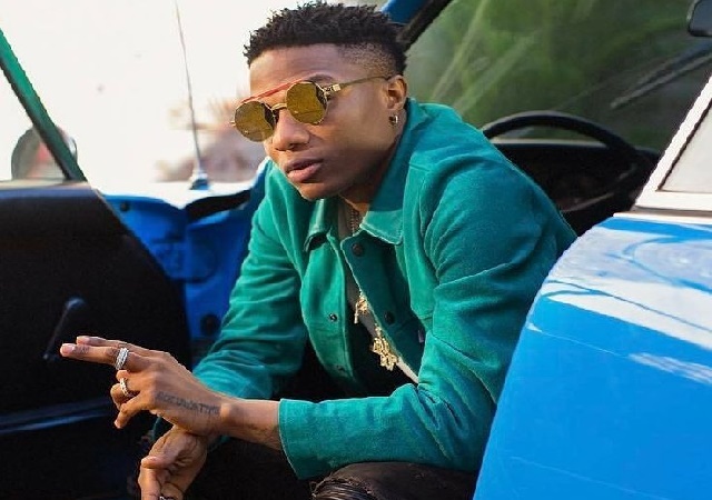 "Wizkid Smokes Too Much"- Fan Reacts To Wizkid's Post