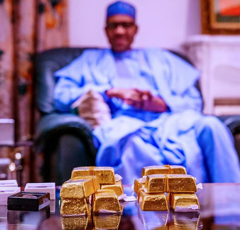 Governor Matawalle Presents Gold Bars To President Buhari