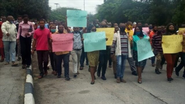 UNICAL Lecturers Staged Protest Over Long-Term Unpaid Allowances