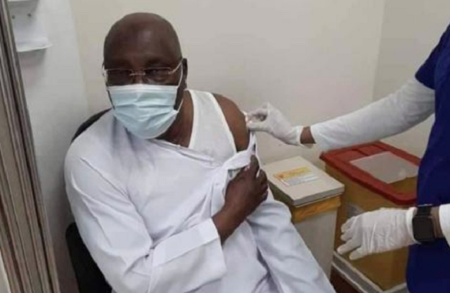 Covid-19: Atiku Becomes ‘First Nigerian’ To Be Vaccinated