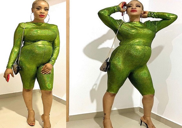 Nollywood Actress, Uche Ogbodo Flaunts Her Baby Bump in New Photos