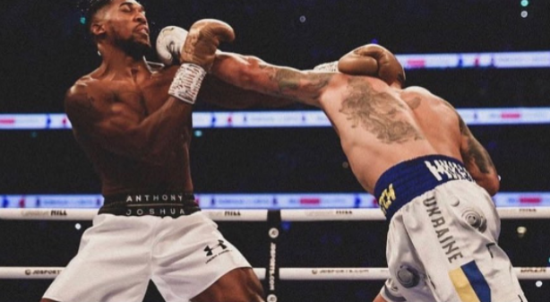 Oleksandr Usyk wins Anthony Joshua in london, now the new heavyweight champion [photos]