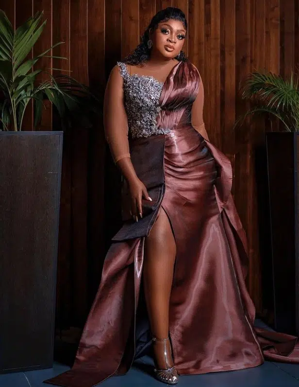 “This Should Be a Miracle” – Reactions as Actress Eniola Badmus Leaves Many in Awe over Her Body Transformation at AMVCA [Photos]