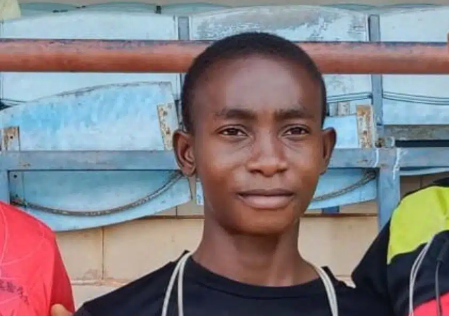 17-yr-old Nigerian student breaks Guinness World Record for most skips on one foot