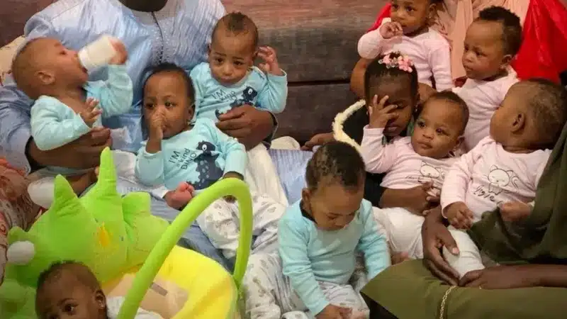 Woman breaks Guinness World Records after giving birth to 9 babies at once 
