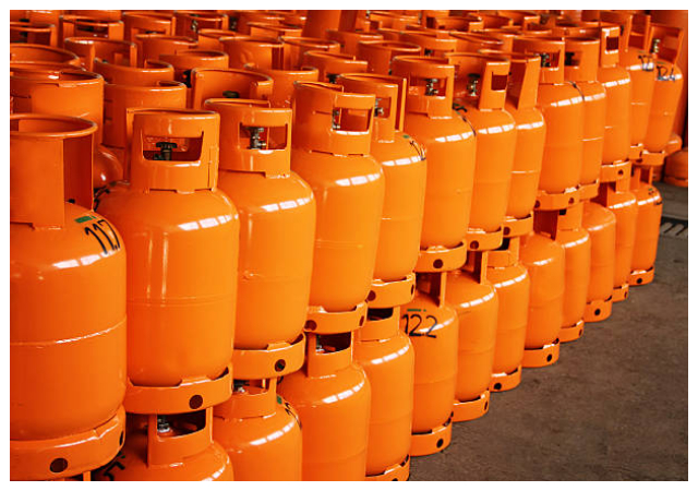 Nigerians Face Harder Times Ahead as Cooking Gas Prices Set to Rise