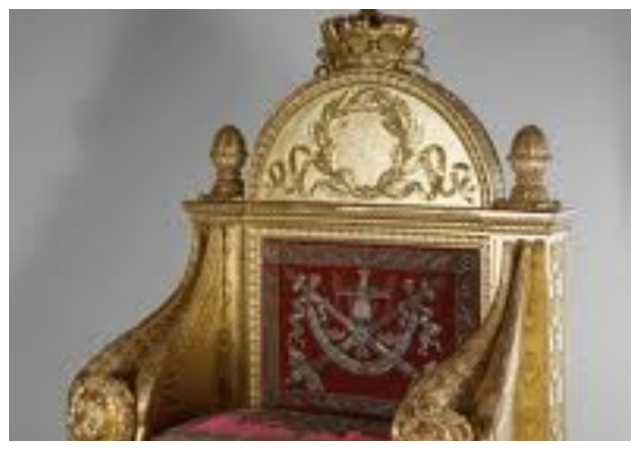 Obong of Calabar power struggle: Police restricts ex-Minister, 18 monarchs’ access to council chambers