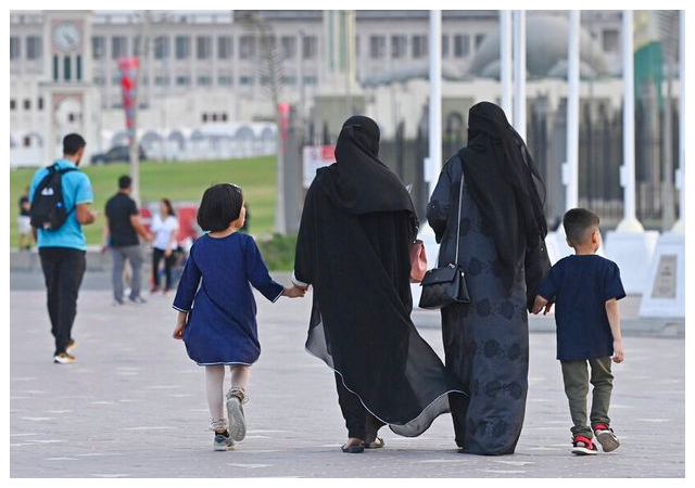 France prohibit Muslim Students from wearing 'Abaya Dress' in Schools