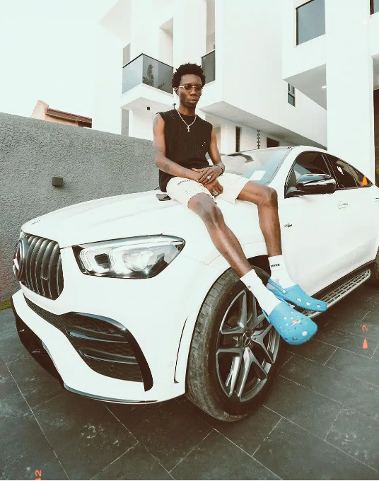 Blaqbonez acquires a mansion and brand new SUV Benz worth millions
