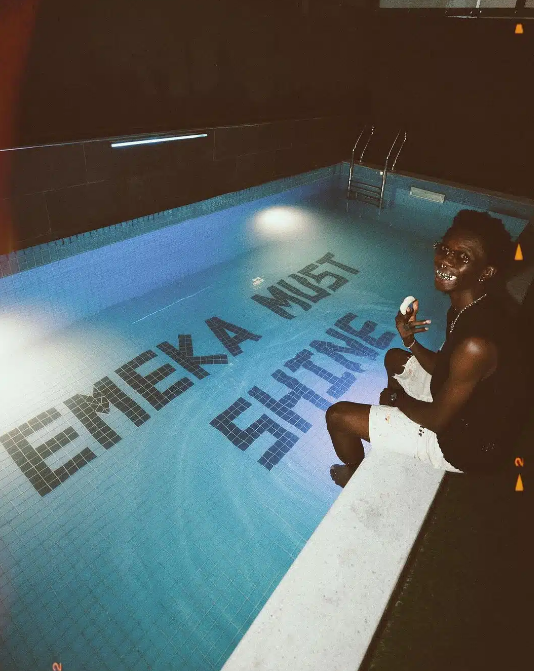 Blaqbonez acquires a mansion and brand new SUV Benz worth millions